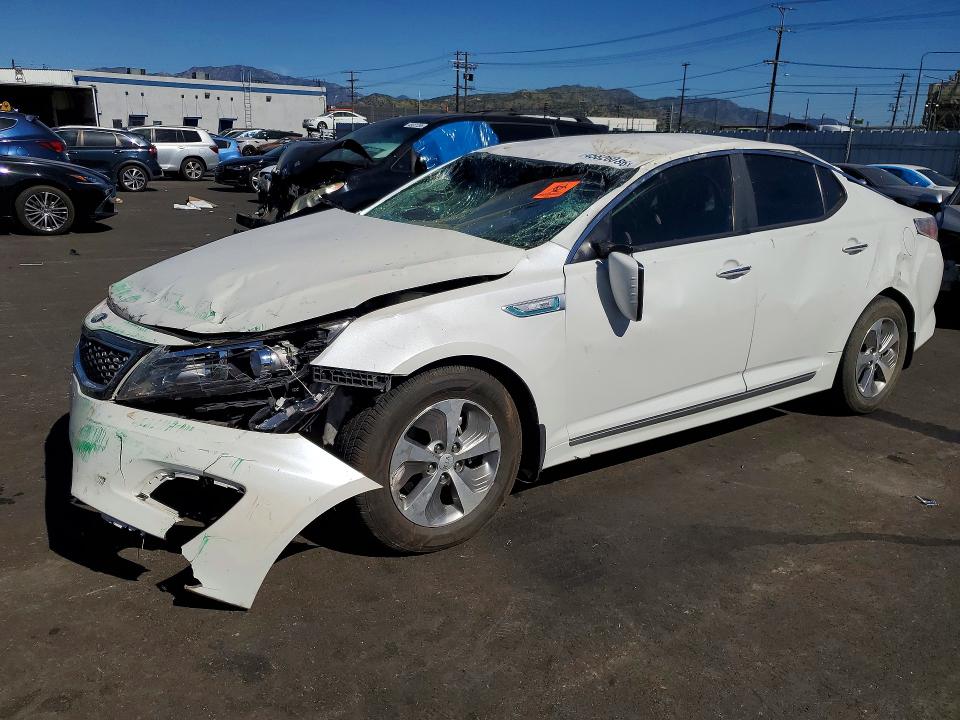 KIA OPTIMA 2016 with VIN KNAGM4ADXG5095947 - Photo from auction