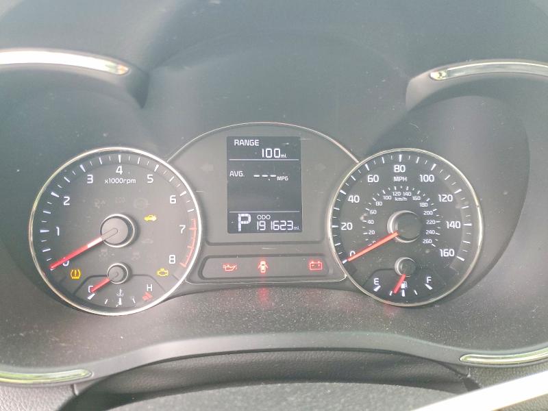Photo 9 from auction – 2016 KIA FORTE with VIN KNAFX4A66G5509326