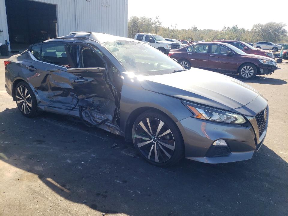 Photo 4 from auction – 2020 NISSAN ALTIMA with VIN 1N4BL4CV2LC120759