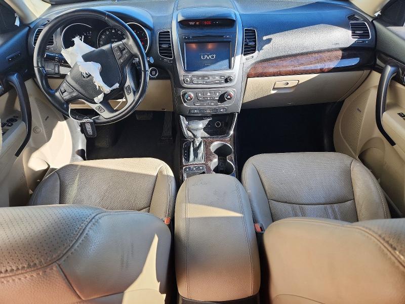 Photo 8 from auction – 2015 KIA SORENTO with VIN 5XYKU4A73FG636057