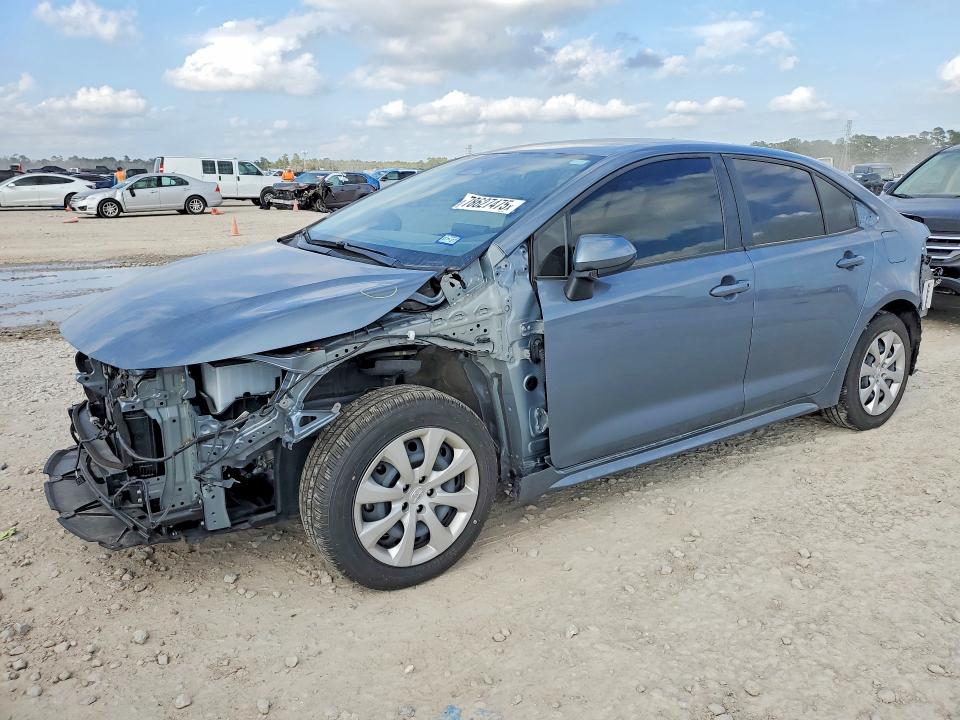 TOYOTA COROLLA 2025 with VIN JTDBCMFE3S3102629 - Photo from auction
