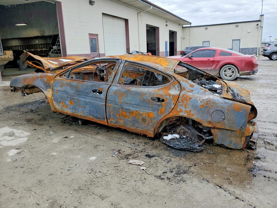 Photo 2 from auction – 2006 PONTIAC GRAND PRIX with VIN 2G2WP552961154558