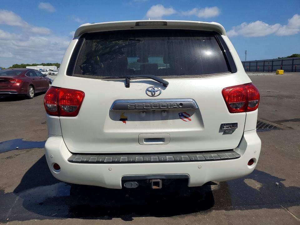Photo 6 from auction – 2014 TOYOTA SEQUOIA with VIN 5TDDW5G16ES105755