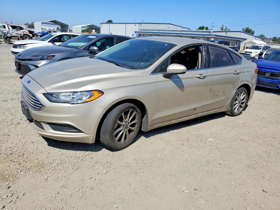 2017 FORD FUSION - Търг №47639006
