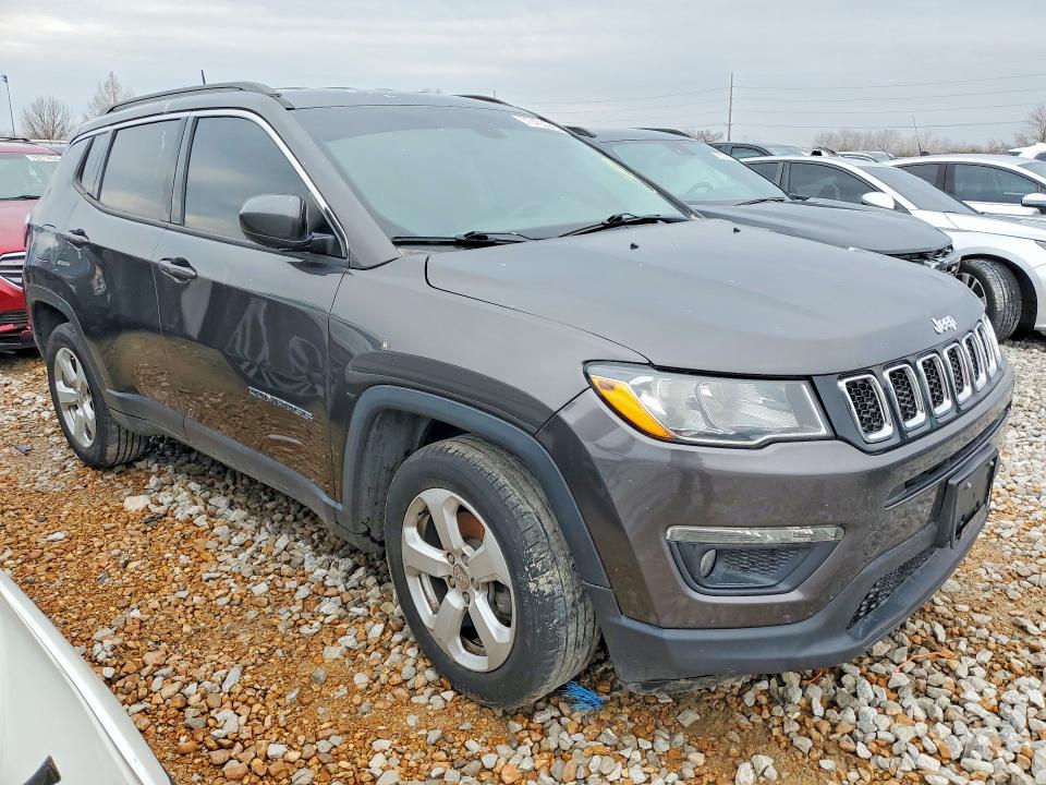 Photo 4 from auction – 2018 JEEP COMPASS with VIN 3C4NJCBB1JT465040