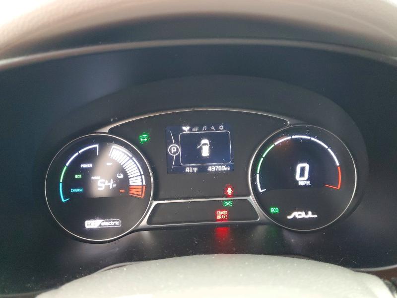 Photo 9 from auction – 2017 KIA SOUL EV with VIN KNDJP3AE3H7022315