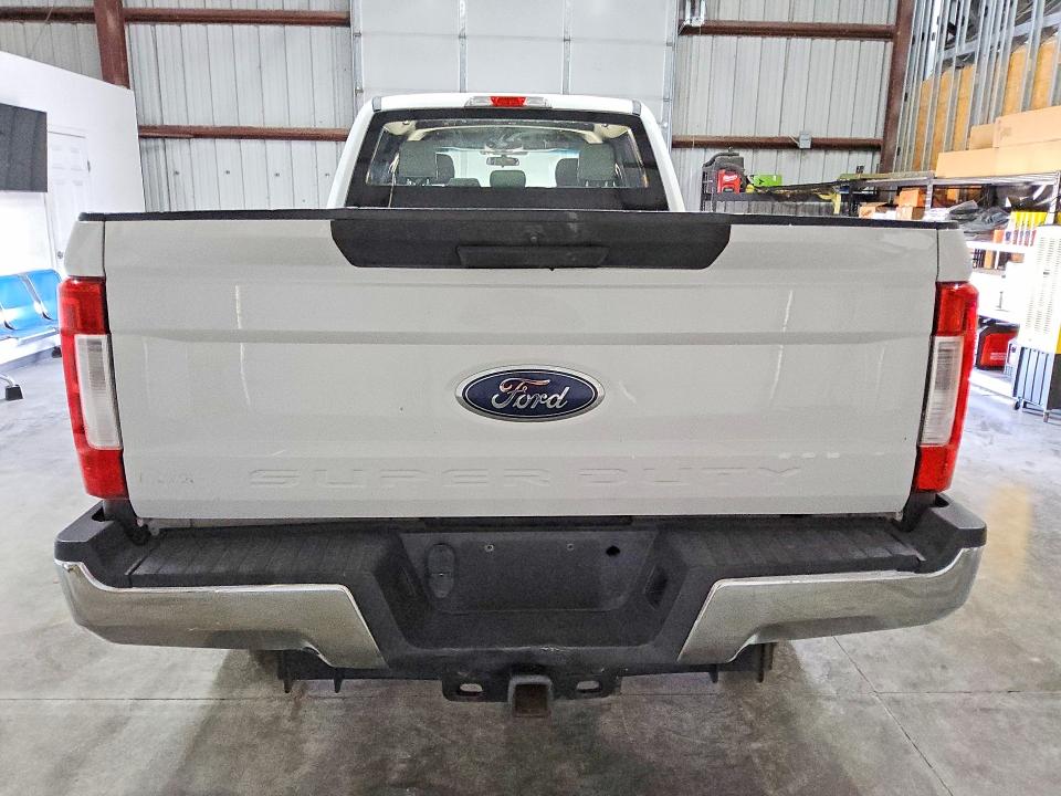 Photo 6 from auction – 2017 FORD F250 with VIN 1FT7W2BTXHED77952