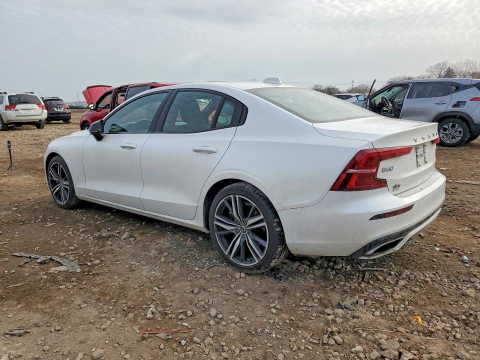 Photo 2 from auction – 2019 VOLVO S60 with VIN 7JRA22TM7KG014501
