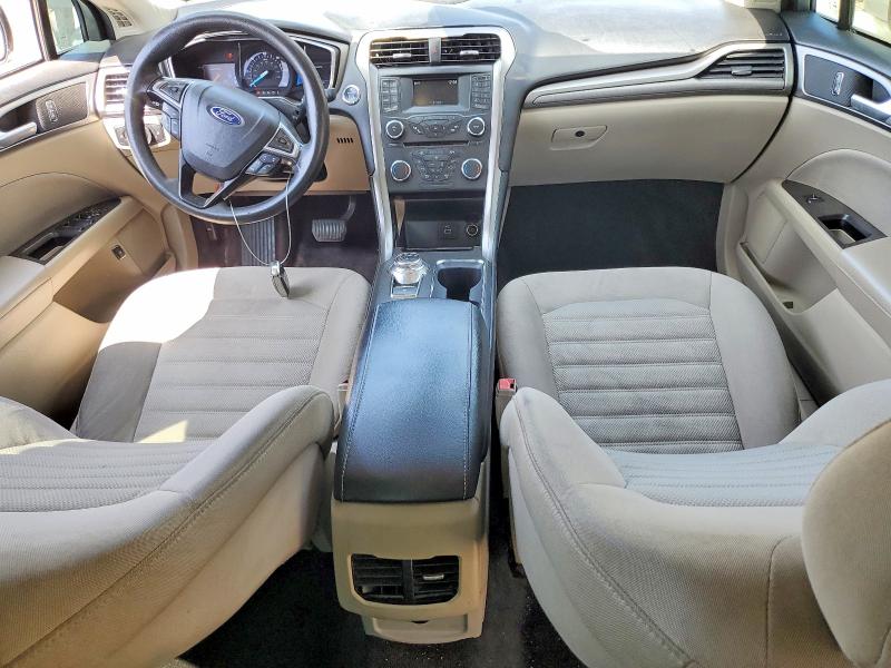 Photo 8 from auction – 2017 FORD FUSION with VIN 3FA6P0LU2HR326050
