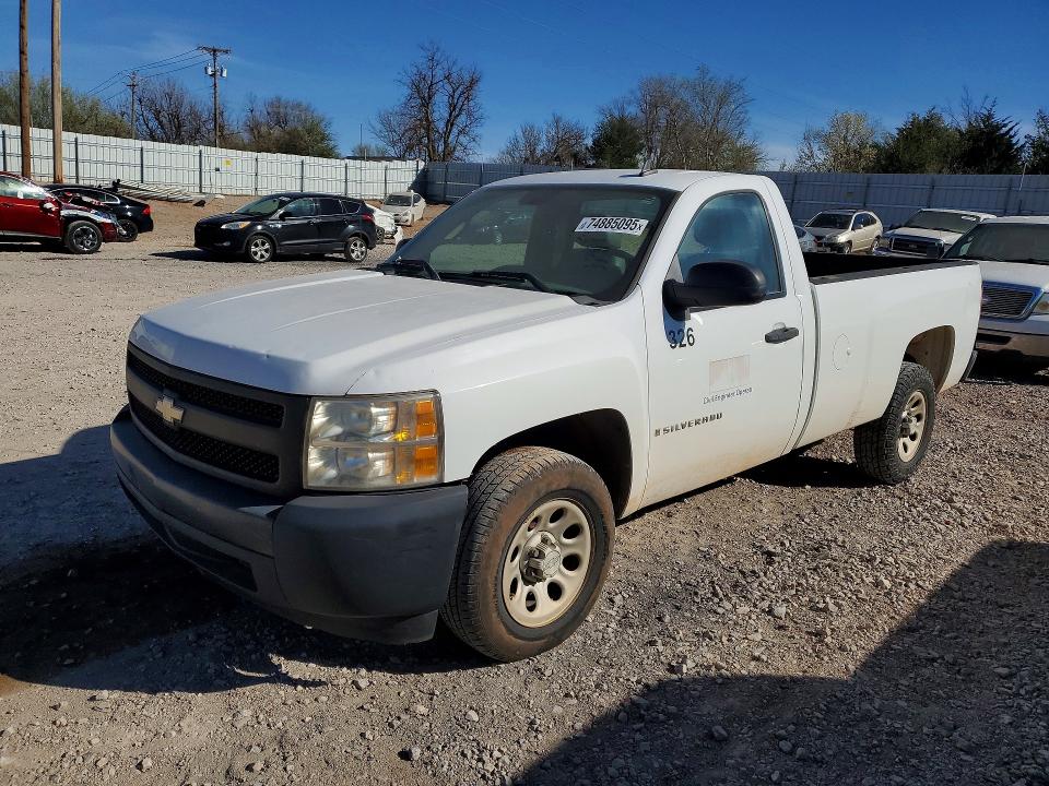 CHEVROLET SILVERADO 2008 with VIN 1GCEC14X68Z208465 - Photo from auction