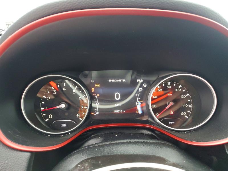 Photo 9 from auction – 2018 JEEP COMPASS with VIN 3C4NJDDB9JT366632