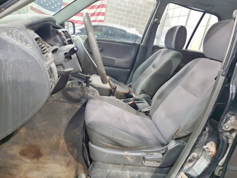 Photo 7 from auction – 2000 CHEVROLET TRACKER with VIN 2CNBJ13C8Y6917803