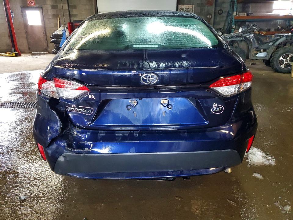 Photo 6 from auction – 2022 TOYOTA COROLLA with VIN 5YFBPMBE5NP371947