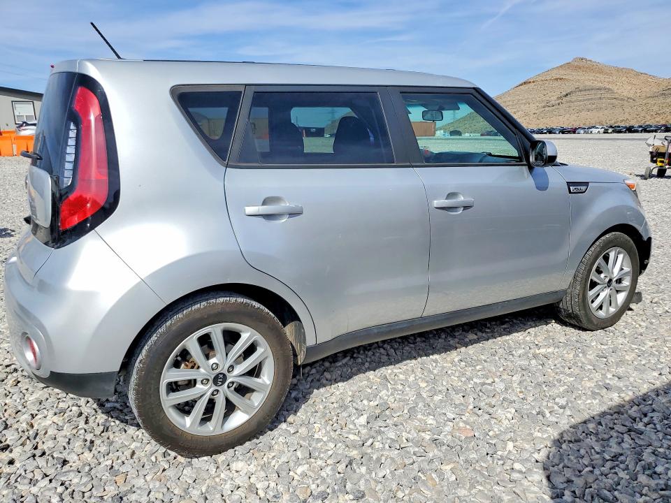 Photo 3 from auction – 2019 KIA SOUL with VIN KNDJP3A51K7654317