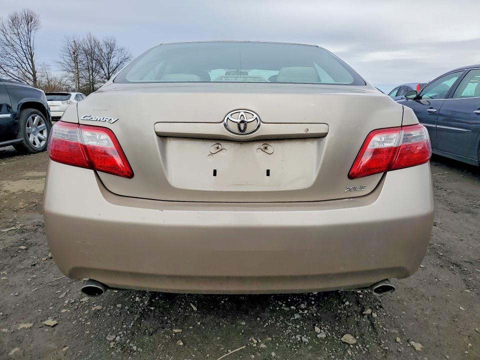 Photo 6 from auction – 2007 TOYOTA CAMRY with VIN 4T1BK46K17U523271