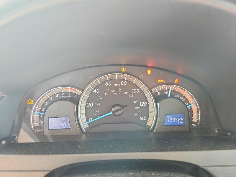 Photo 9 from auction – 2012 TOYOTA CAMRY with VIN 4T1BF1FK5CU181904