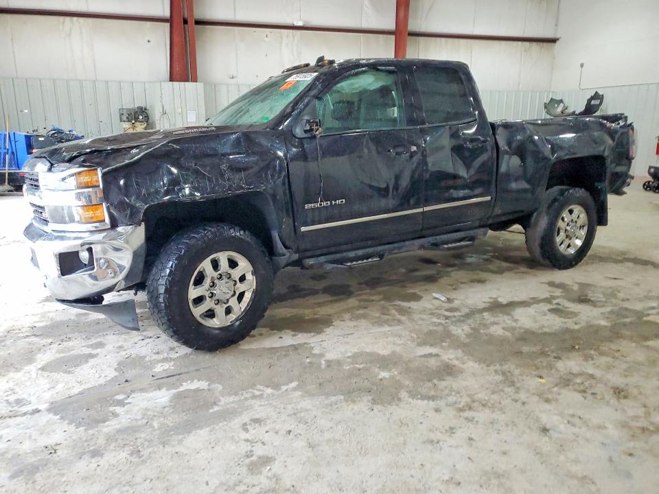 CHEVROLET SILVERADO 2015 with VIN 1GC2KWE84FZ119405 - Photo from auction