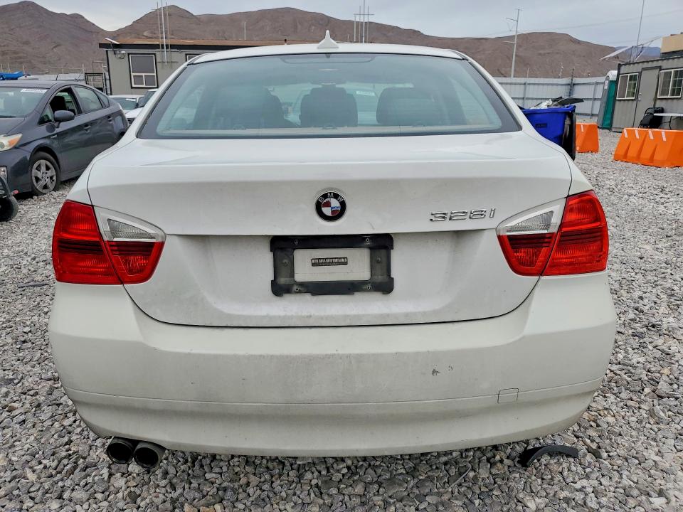 Photo 6 from auction – 2008 BMW 328 with VIN WBAVC53558FZ86598