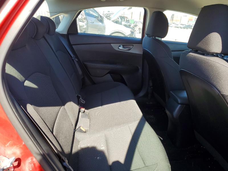 Photo 10 from auction – 2019 KIA FORTE with VIN 3KPF24AD5KE009994