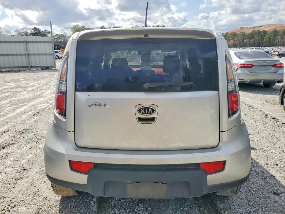 Photo 6 from auction – 2010 KIA SOUL with VIN KNDJT2A28A7066618