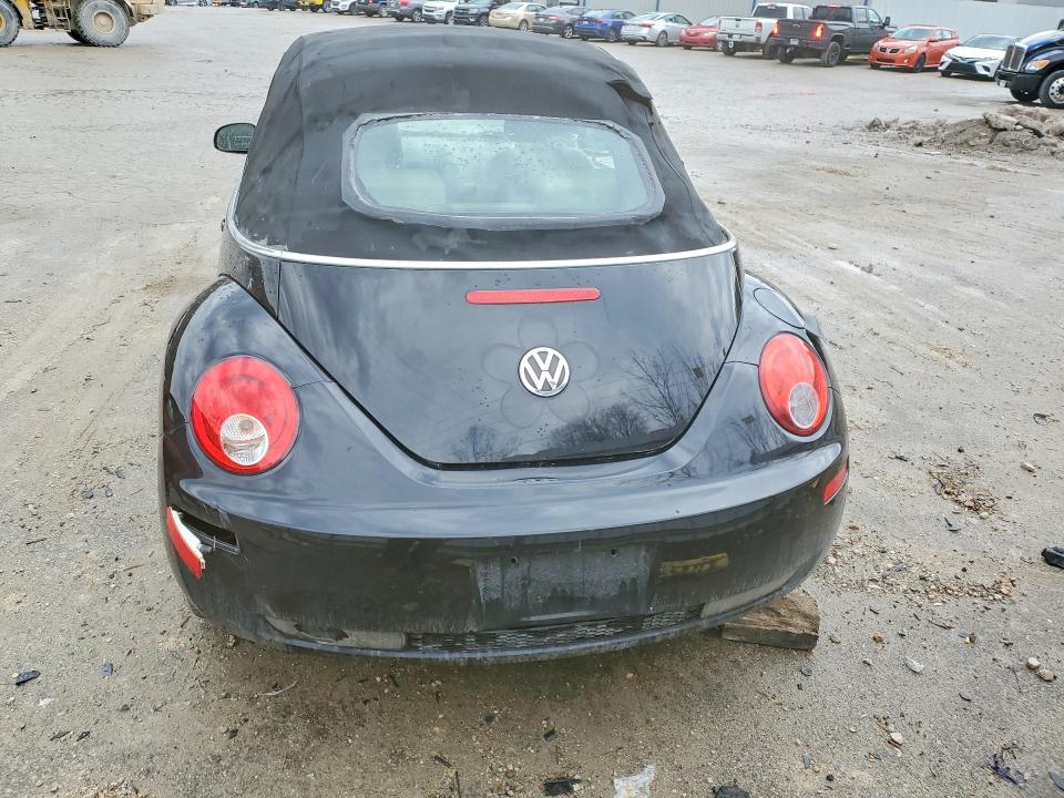 Photo 6 from auction – 2007 VOLKSWAGEN NEW BEETLE with VIN 3VWRF31Y07M400172