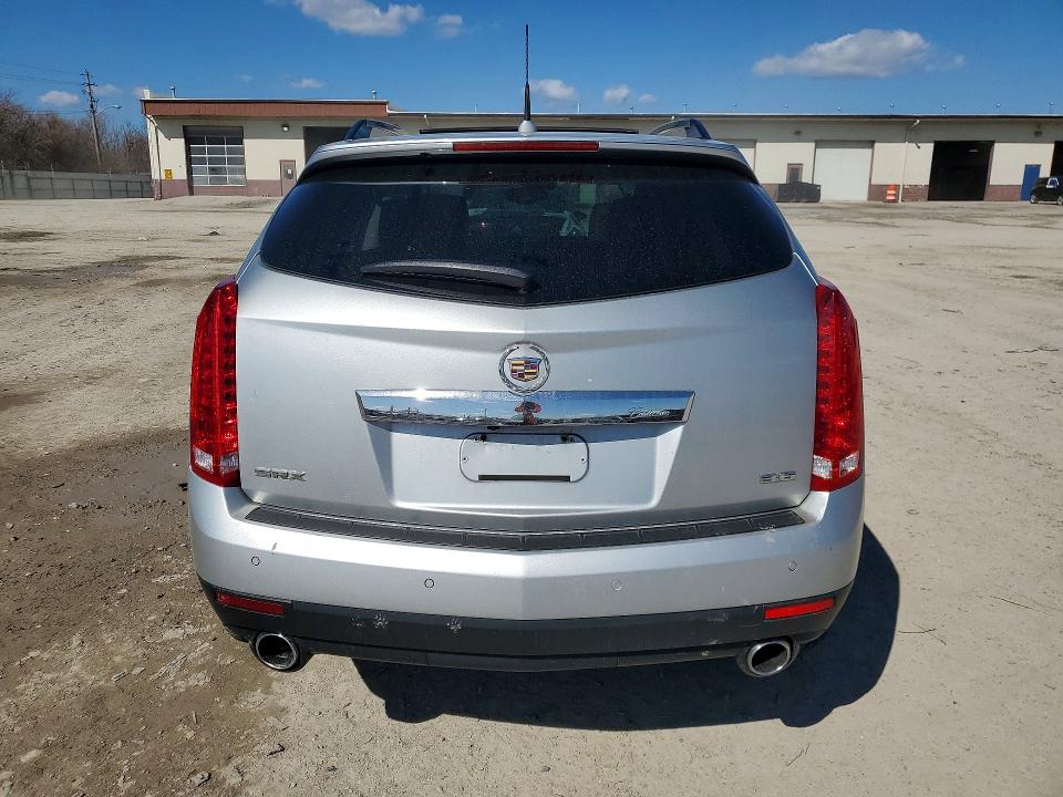 Photo 6 from auction – 2014 CADILLAC SRX with VIN 3GYFNBE39ES613397