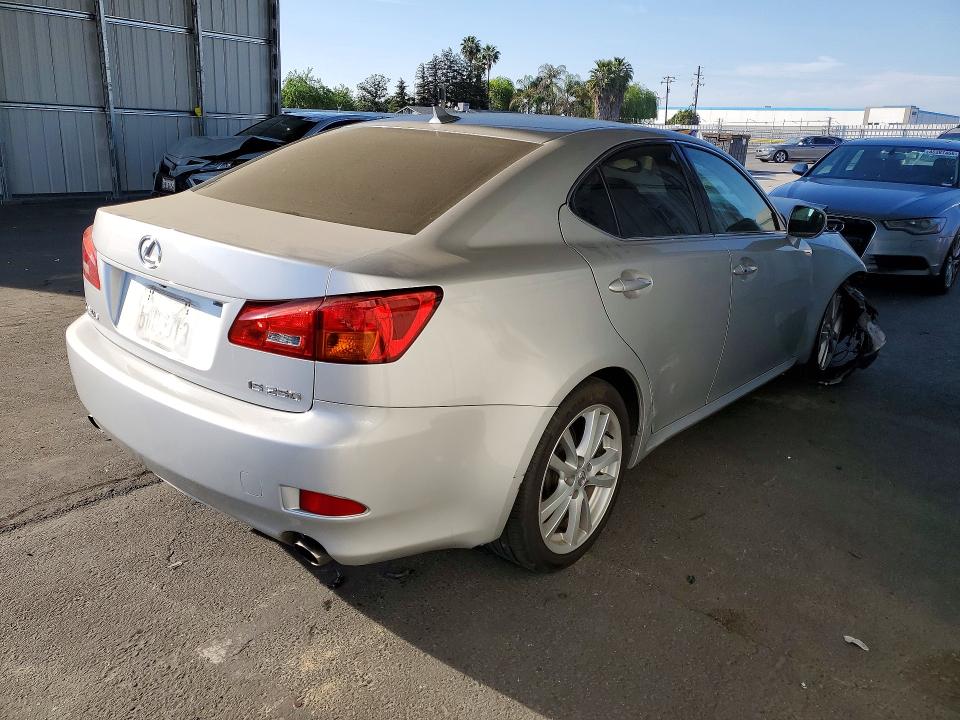 Photo 3 from auction – 2007 LEXUS IS 250 with VIN JTHBK262175029087