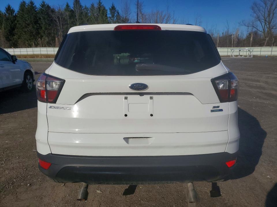 Photo 6 from auction – 2017 FORD ESCAPE with VIN 1FMCU9G99HUD70941