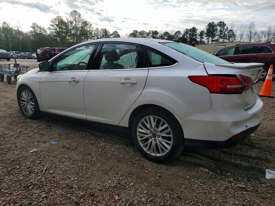 Photo 2 from auction – 2018 FORD FOCUS with VIN 1FADP3J28JL280996