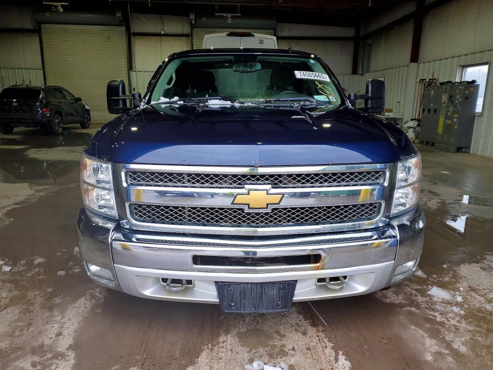 Photo 5 from auction – 2012 CHEVROLET SILVERADO with VIN 1GCRKSE76CZ220553