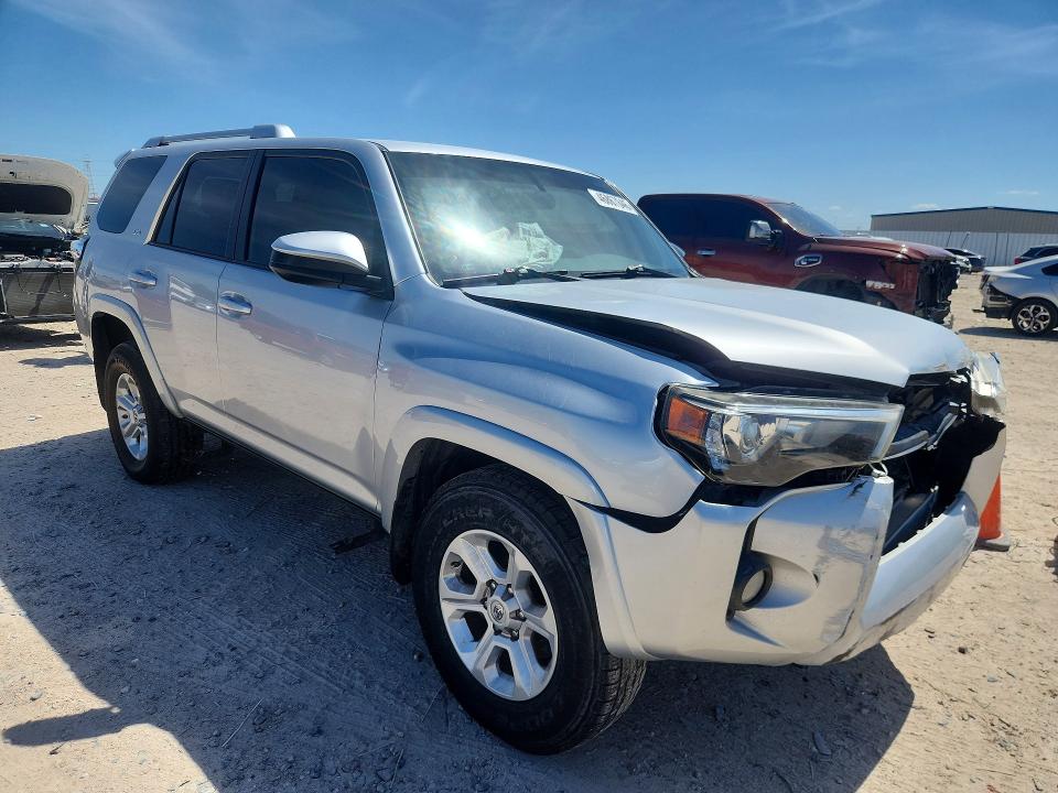 Photo 4 from auction – 2018 TOYOTA 4RUNNER with VIN JTEZU5JR7J5168286