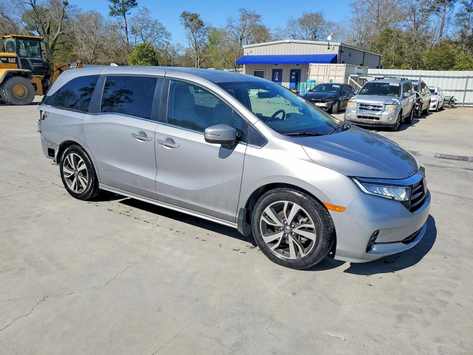 Photo 4 from auction – 2023 HONDA ODYSSEY with VIN 5FNRL6H83PB077517