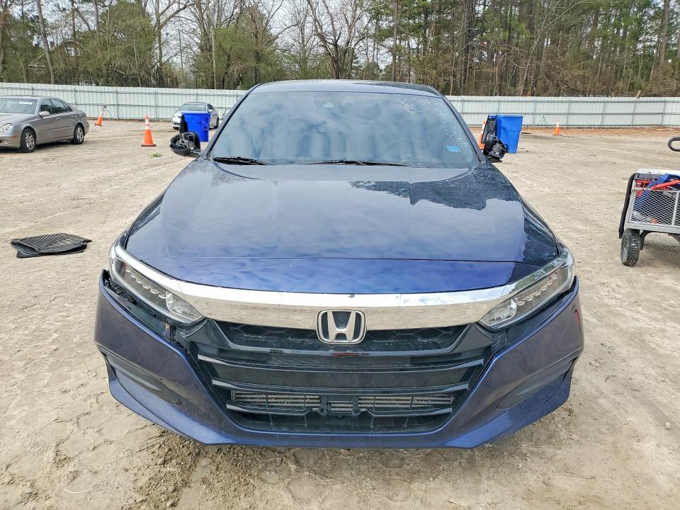 Photo 5 from auction – 2019 HONDA ACCORD with VIN 1HGCV1F11KA080380