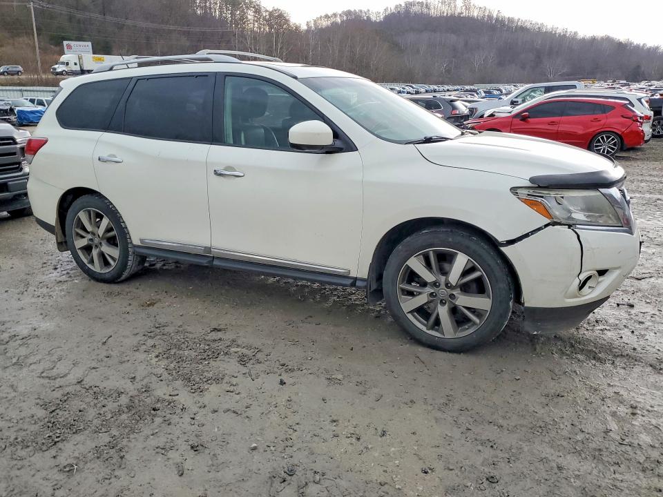 Photo 4 from auction – 2015 NISSAN PATHFINDER with VIN 5N1AR2MM2FC659896