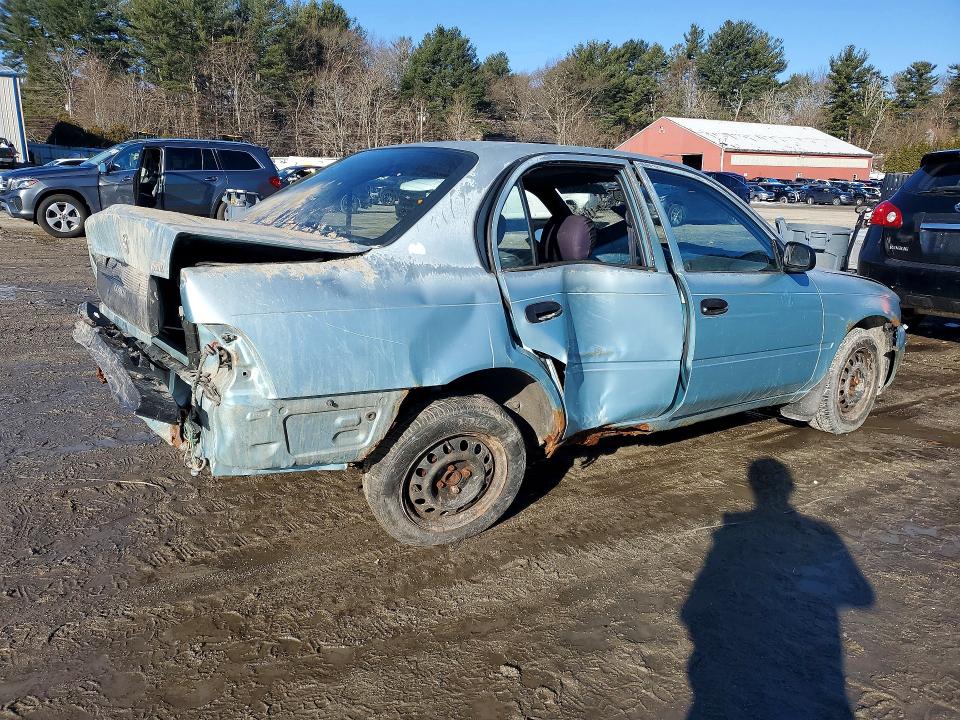Photo 3 from auction – 1994 TOYOTA COROLLA with VIN 2T1AE04B1RC047946