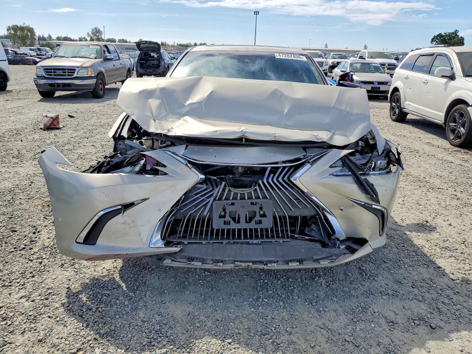 Photo 5 from auction – 2020 LEXUS ES 300H with VIN 58AD21B1XLU009216