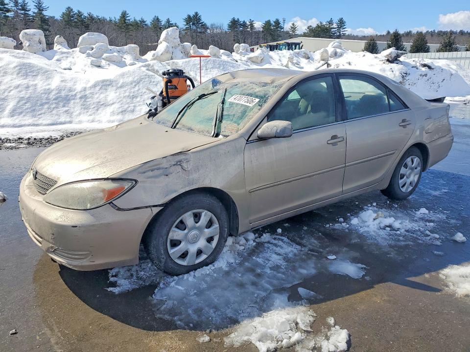 TOYOTA CAMRY 2002 with VIN 4T1BE30K72U560943 - Photo from auction