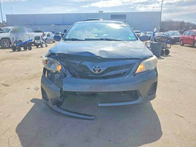Photo 5 from auction – 2011 TOYOTA COROLLA with VIN 2T1BU4EE0BC712719