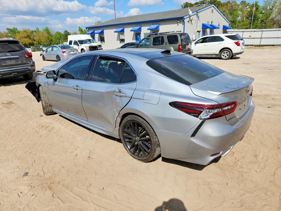 Photo 2 from auction – 2023 TOYOTA CAMRY with VIN 4T1K61AK7PU149064