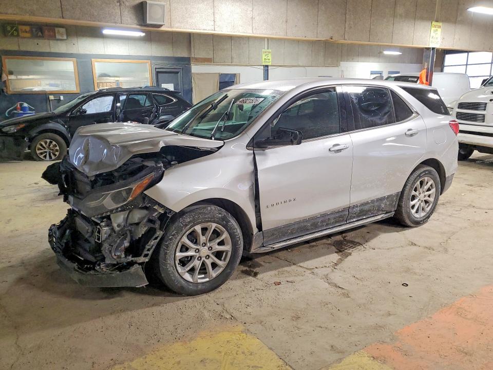 CHEVROLET EQUINOX 2020 with VIN 3GNAXKEV3LS590442 - Photo from auction