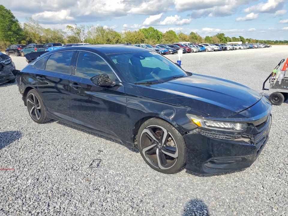 Photo 4 from auction – 2018 HONDA ACCORD with VIN 1HGCV2F39JA013533