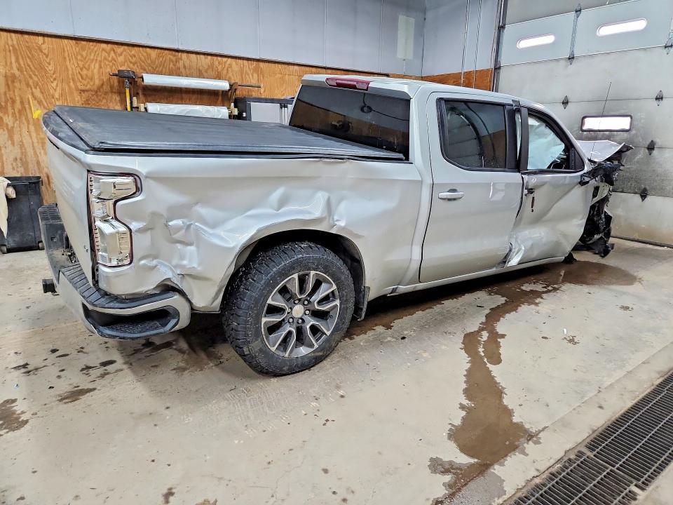 Photo 3 from auction – 2022 CHEVROLET SILVERADO LTD with VIN 3GCUYDED3NG163743