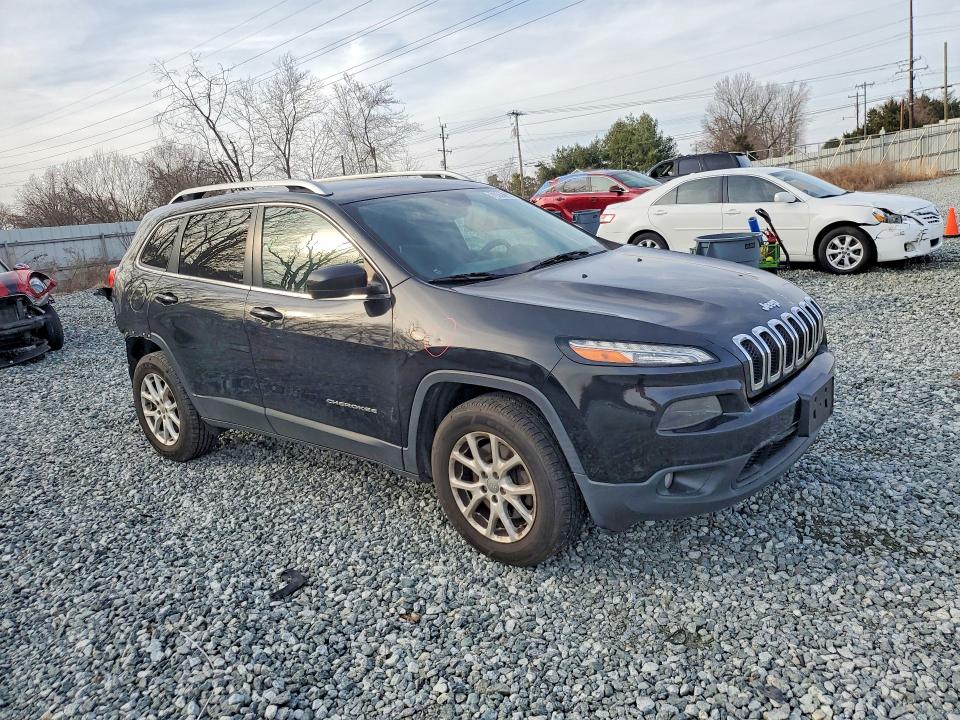 Фото 4 с аукциона – 2018 JEEP CHEROKEE с VIN 1C4PJMCB3JD563926