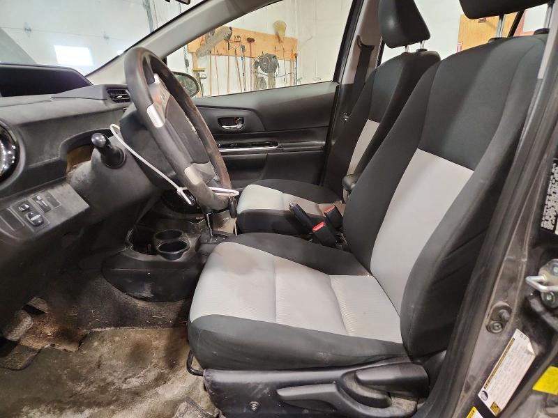 Photo 7 from auction – 2015 TOYOTA PRIUS C with VIN JTDKDTB37F1107748