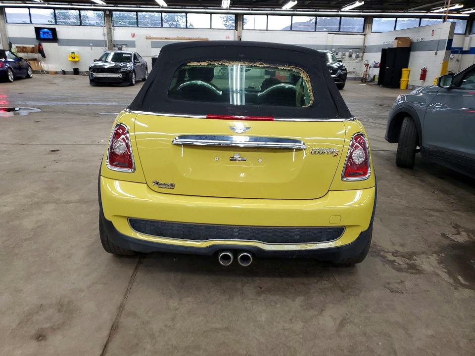 Photo 6 from auction – 2010 MINI COOPER with VIN WMWMS3C57ATY50869