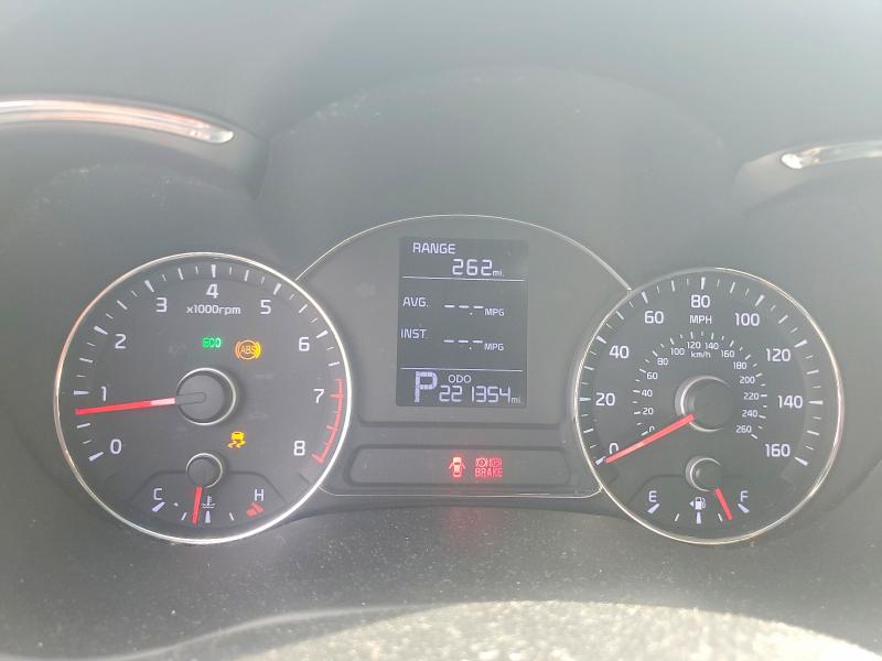 Photo 9 from auction – 2016 KIA FORTE with VIN KNAFX4A61G5598366
