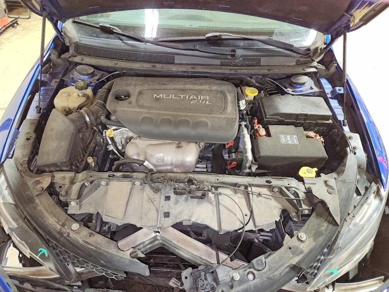 Photo 11 from auction – 2016 CHRYSLER 200 with VIN 1C3CCCAB3GN195311
