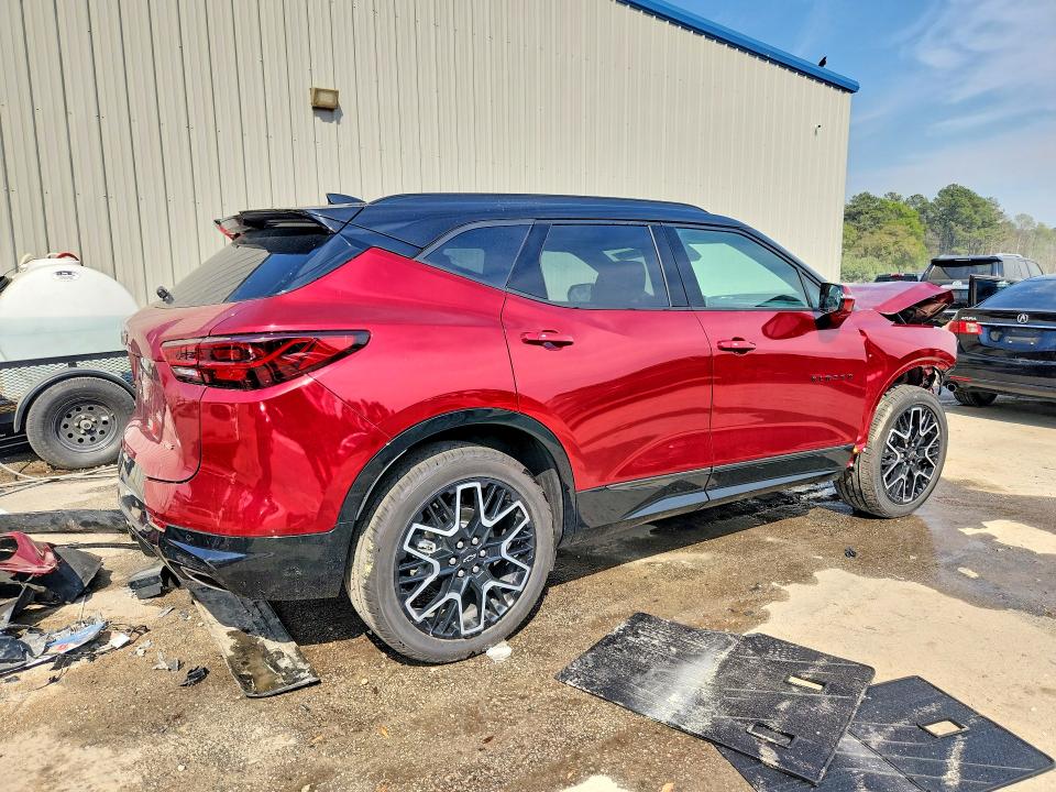 Photo 3 from auction – 2025 CHEVROLET BLAZER with VIN 3GNKBERS8SS176480