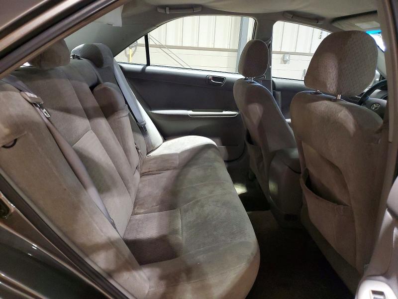 Photo 10 from auction – 2004 TOYOTA CAMRY with VIN 4T1BE32K34U929216