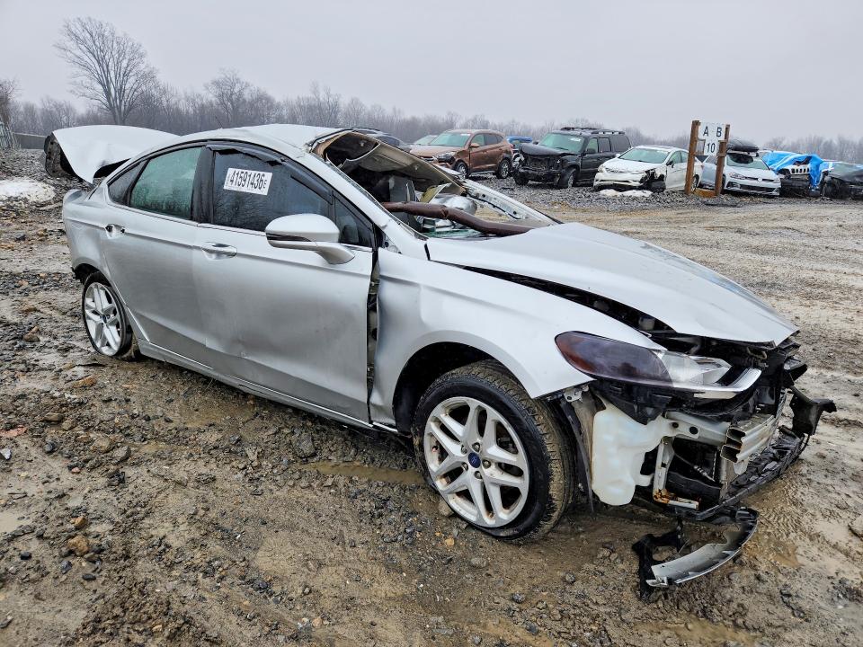 Photo 4 from auction – 2015 FORD FUSION with VIN 3FA6P0H76FR236187